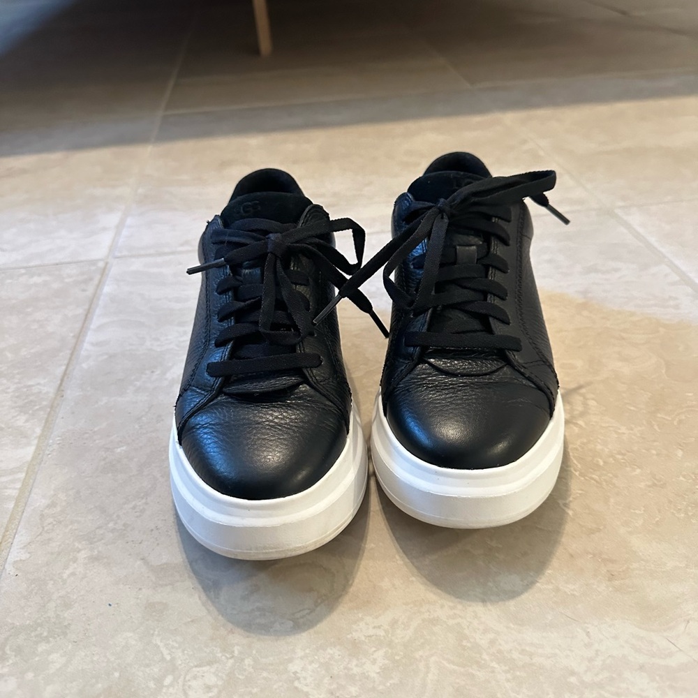 Black Leather Woman’s Sneakers